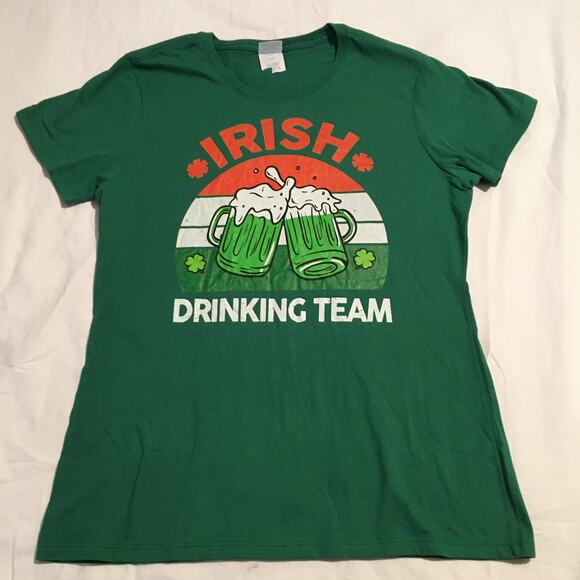 St Patrick's T-shirt Irish Drinking team sz M green - Picture 1 of 7